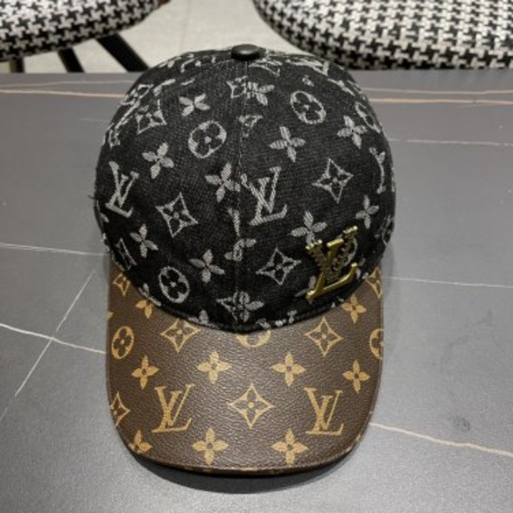 Louis Vuitton Black and Brown Monogram Hat - Picture 1 of 8
